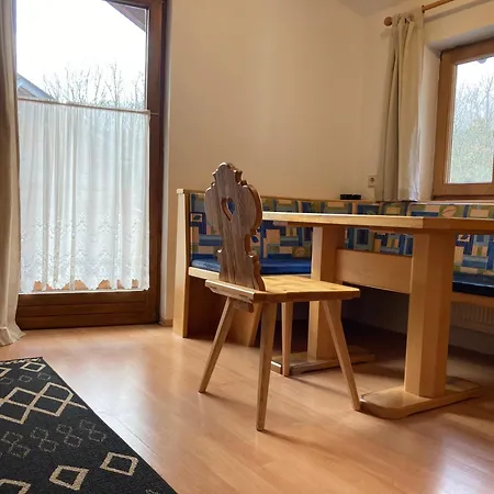 Oefnerhof 로이타쉬