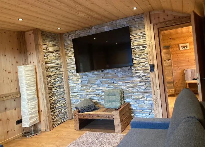 Oefnerhof * لوتاش